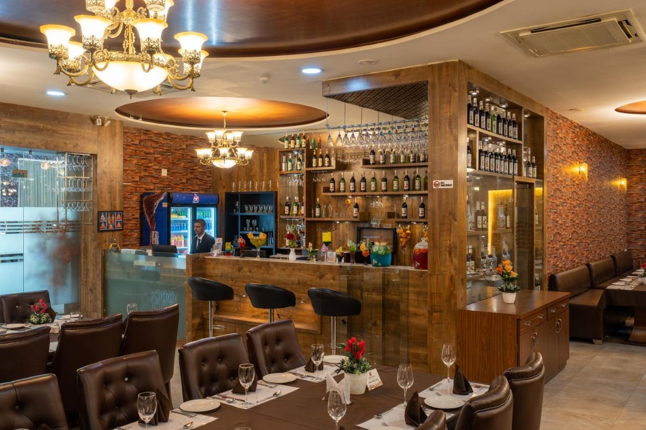 Jalashray Resort Nadiad Экстерьер фото