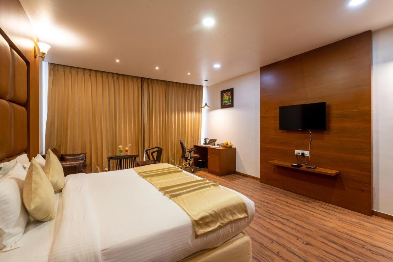 Jalashray Resort Nadiad Экстерьер фото