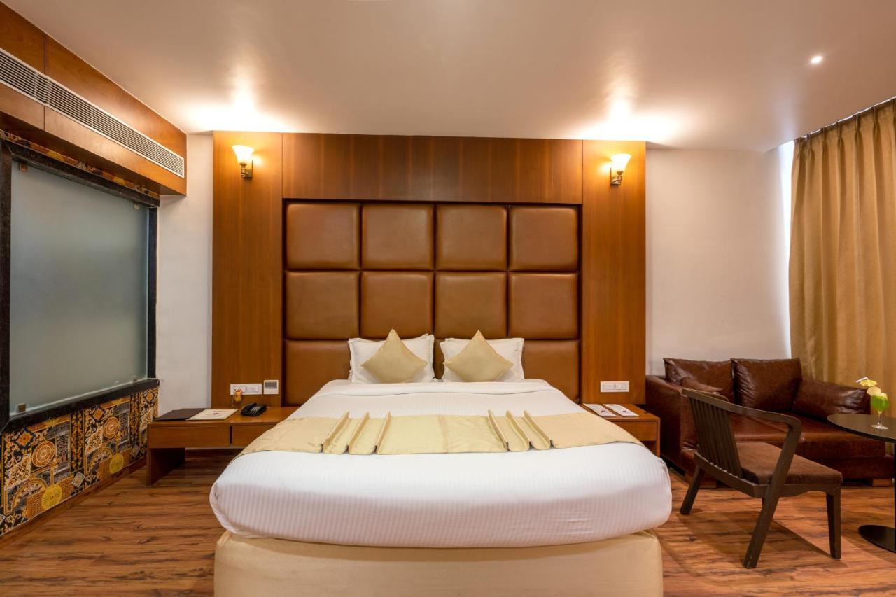Jalashray Resort Nadiad Экстерьер фото