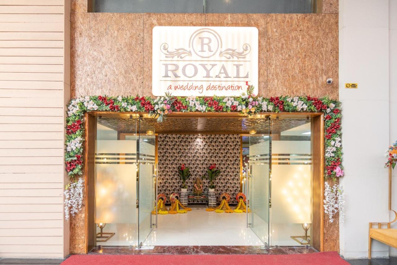 Jalashray Resort Nadiad Экстерьер фото