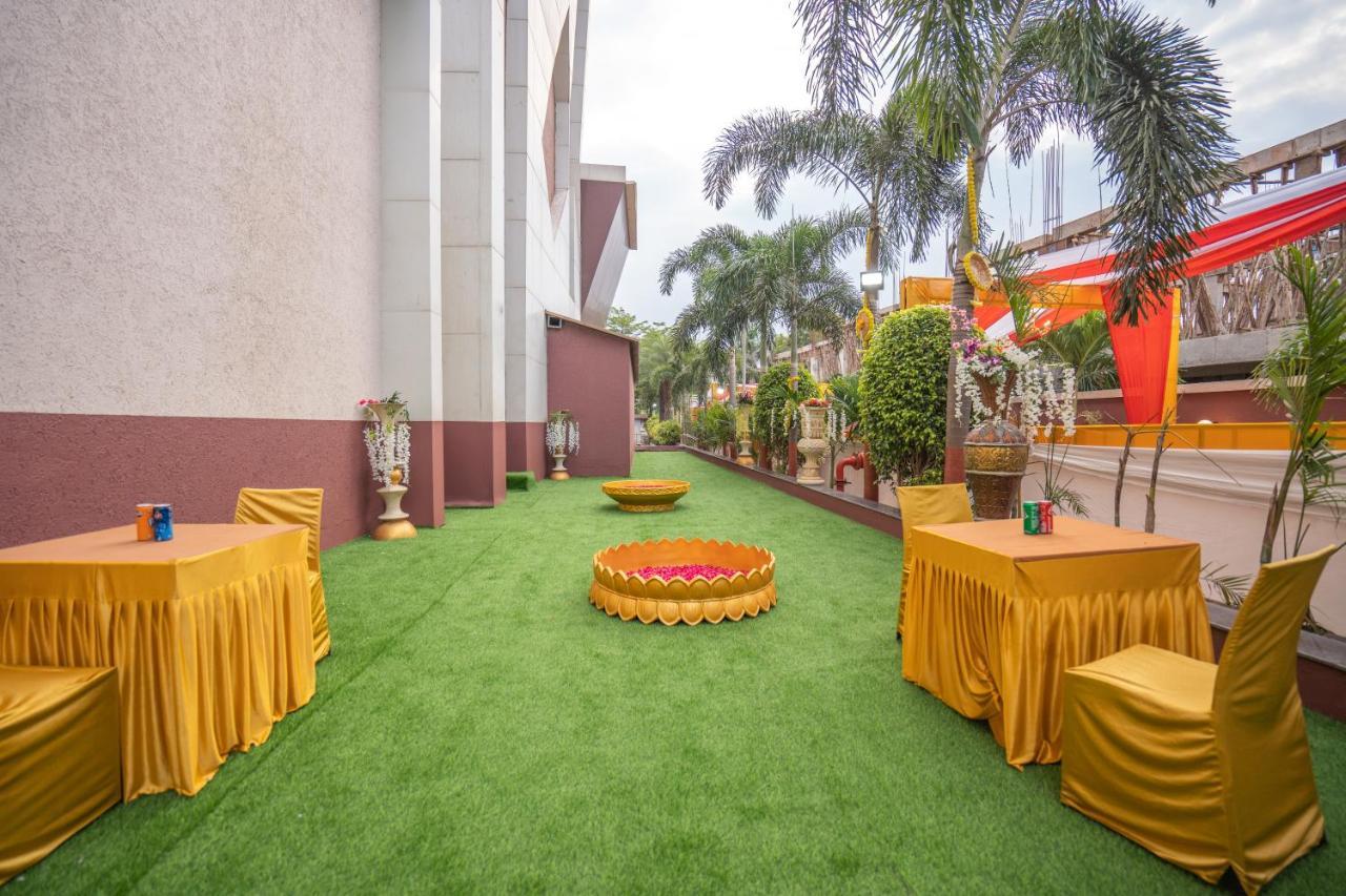 Jalashray Resort Nadiad Экстерьер фото