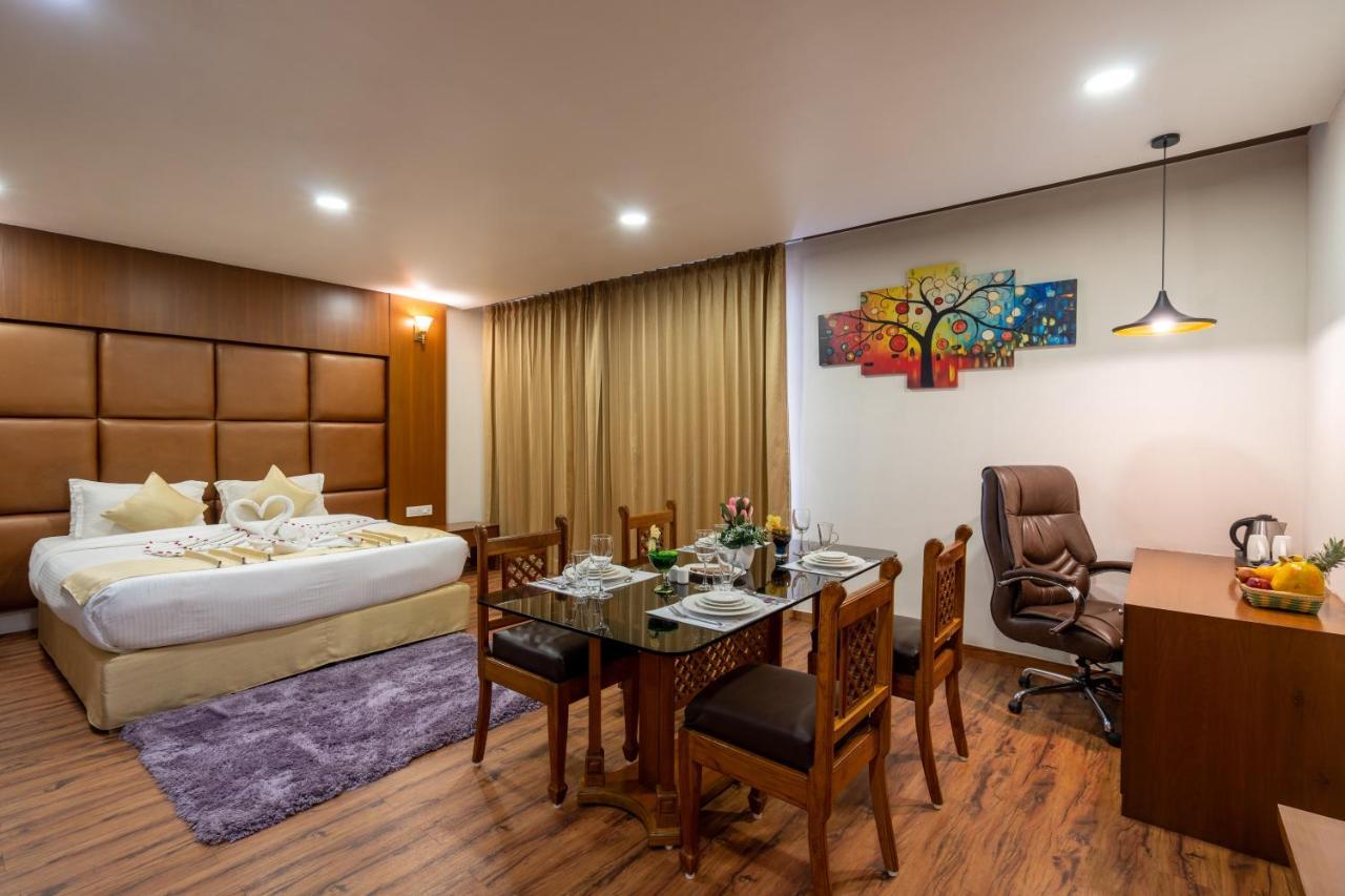Jalashray Resort Nadiad Экстерьер фото