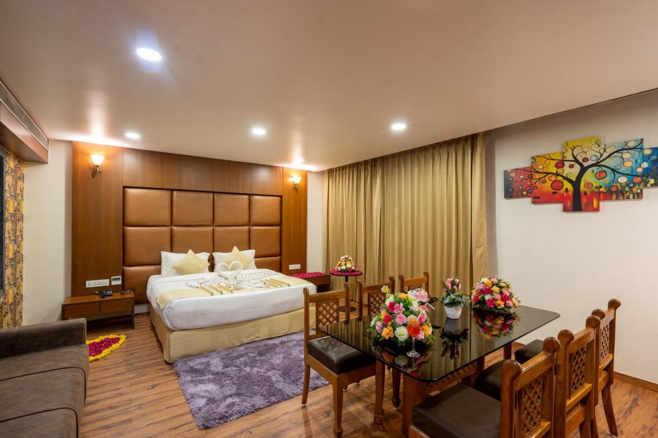 Jalashray Resort Nadiad Экстерьер фото