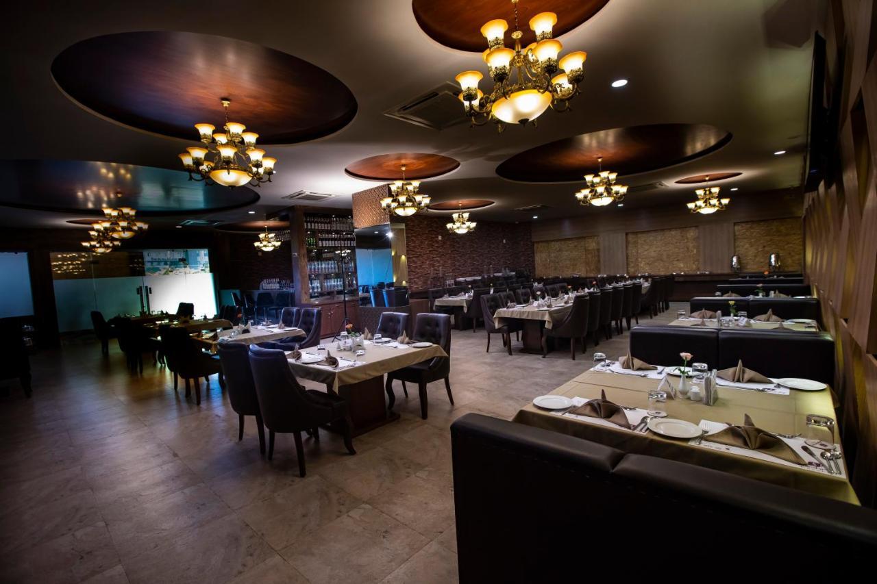 Jalashray Resort Nadiad Экстерьер фото